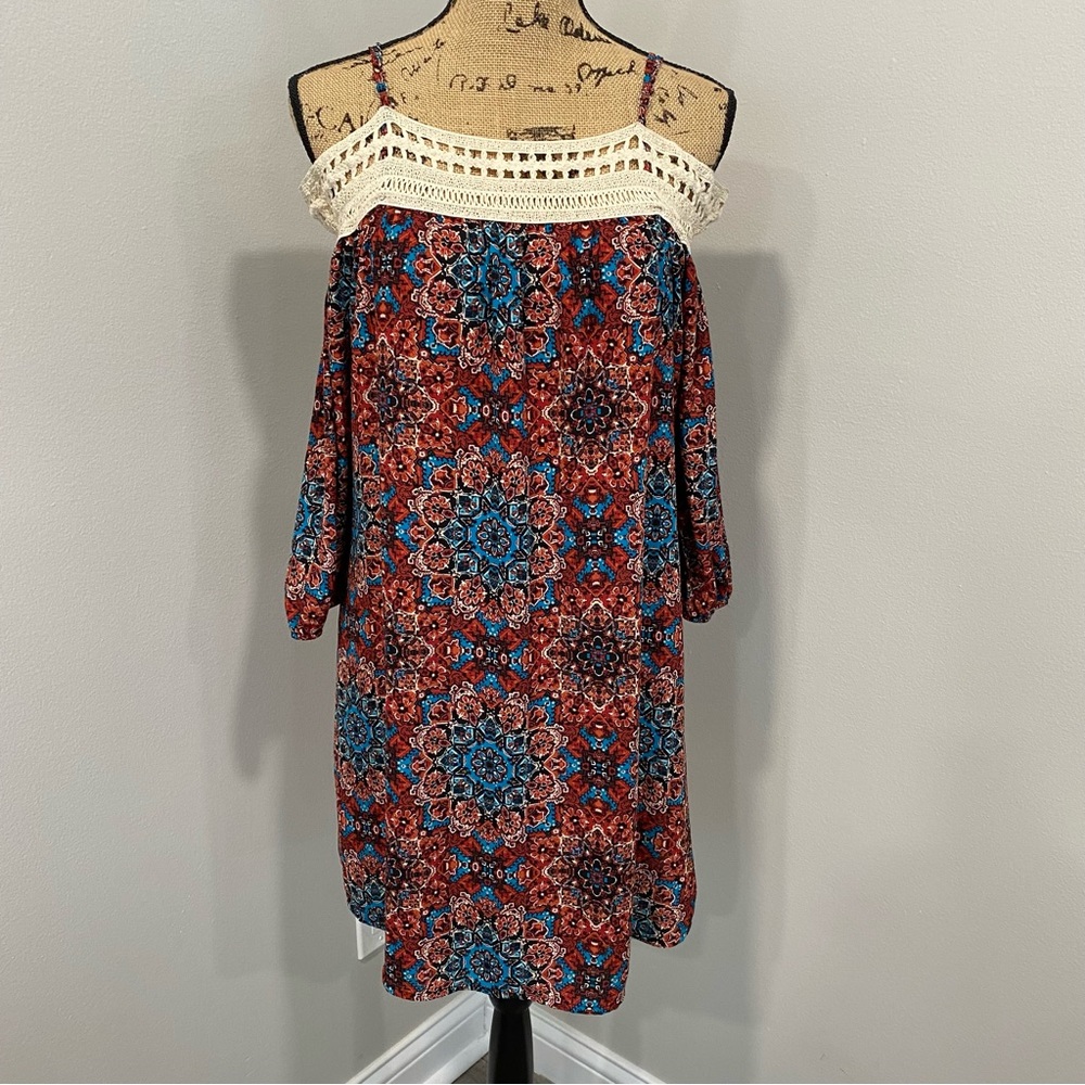 Trixxi Red Cold Shoulder Boho Casual Dress with Crotchet Detail Size L